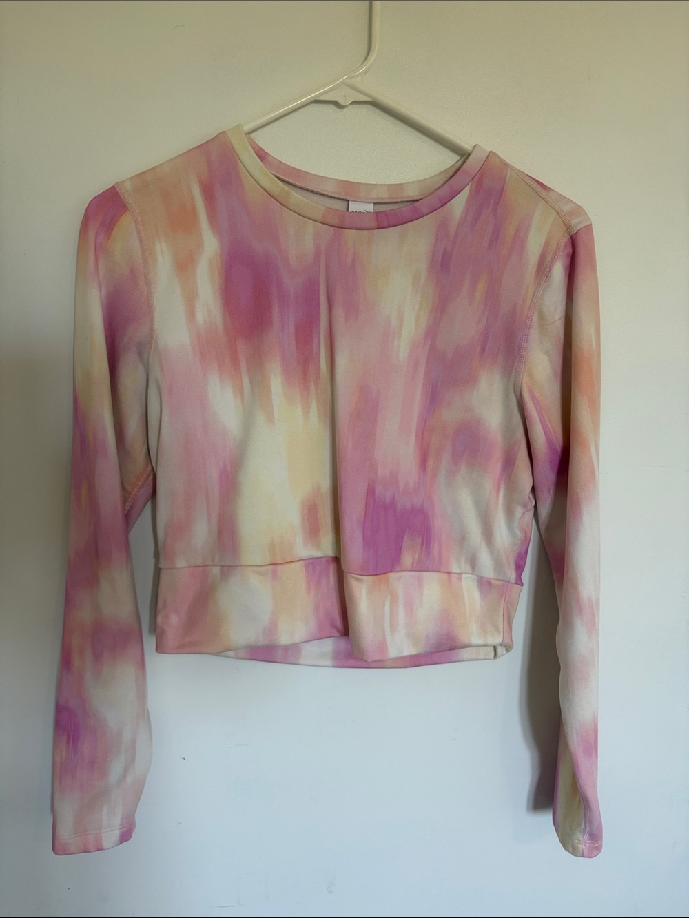 Old Navy Pink & Cream Brushstroke Long Sleeve Crop Top